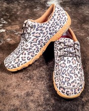 TWISTED X WOMEN'S BOAT SHOE DRIVING MOCS NEW Size 6,5 Leather Cheetah Print NWT