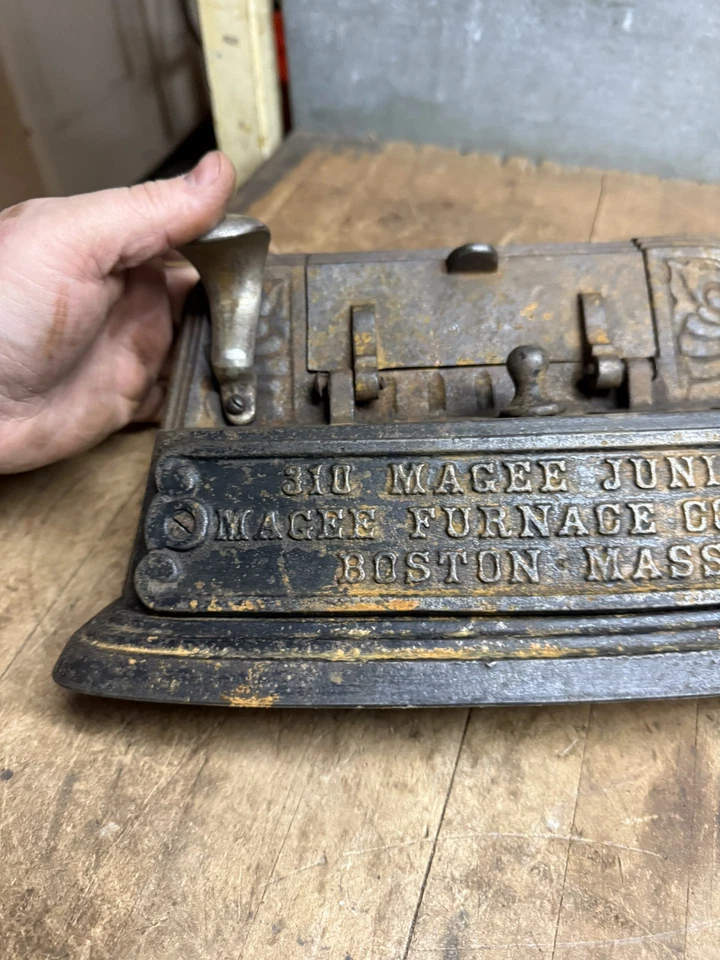 310 Magee Junior Jr Furnace Coal Stove Vent Ash Door Base Cast Iron Parts Boston - Image 4 of 4