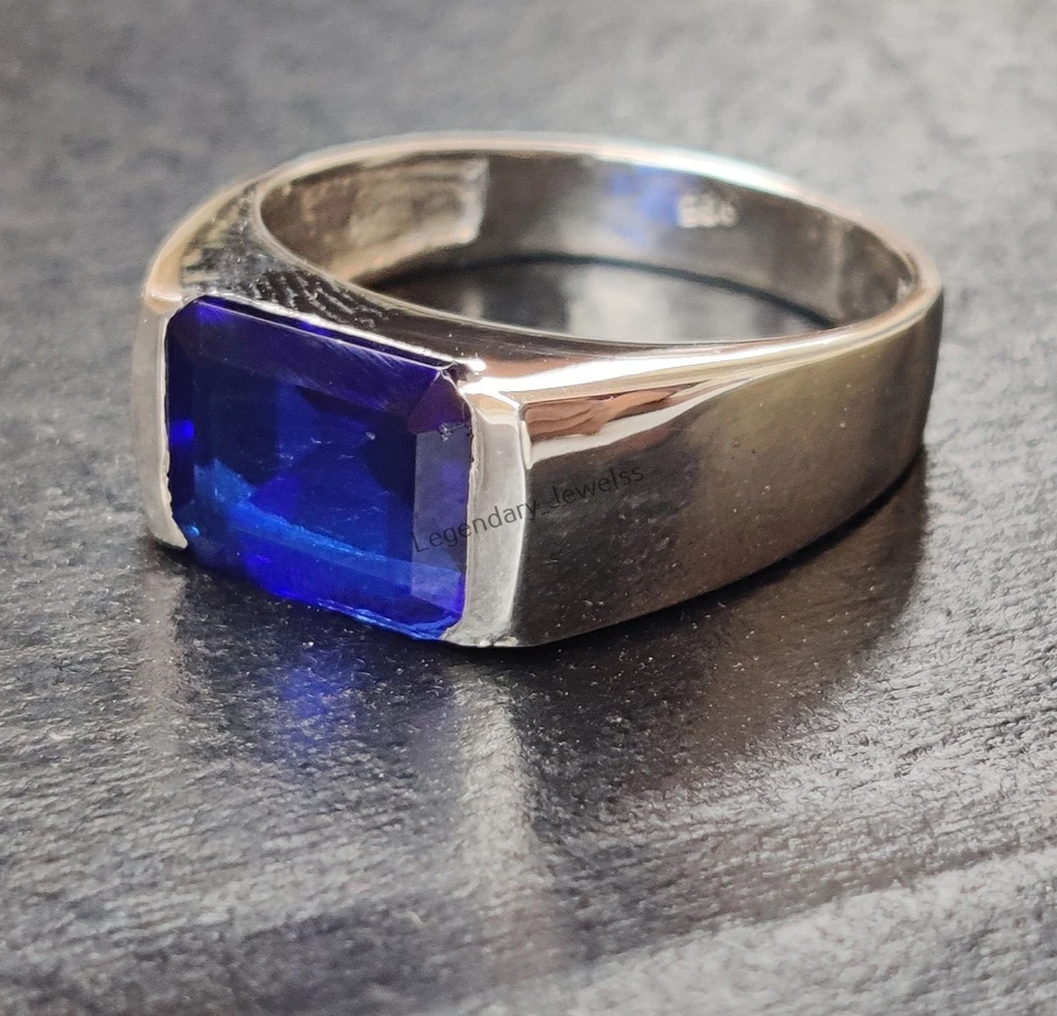 Piedra preciosa de zafiro azul natural con anillo hecho a mano de plata de ley 925 para hombre Foto 4 de 4