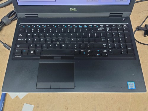 Dell Precision 7530 15,6" Xeon E-2176M 24GB RAM Quadro P2000 ohne OS/SSD - Bild 2 von 5