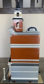 Lego Town Hall 10224 Modular Building 100% Complete Creator Expert 2012 Set Rare