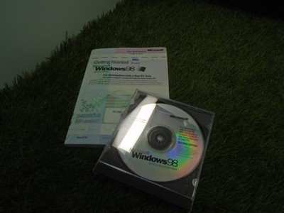 Microsoft Windows 98 OEM Installations CD-ROM + COA PRODUCT KEY ORIGINAL