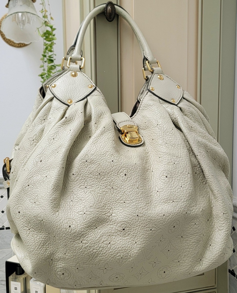 Louis Vuitton Grande Vert GRIS Mahina Leather Handbag GM XL Purse