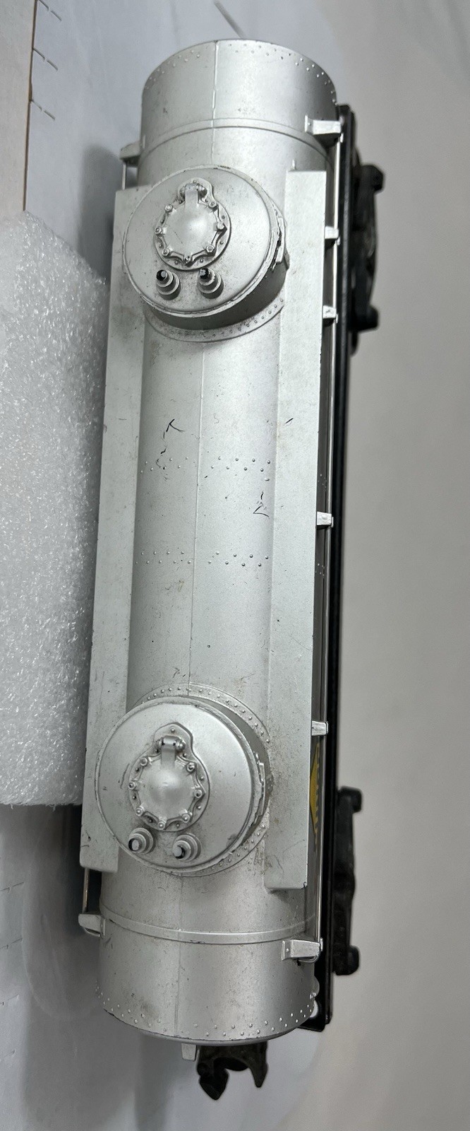 Lionel Postwar Sunoco 2 Dome Tank Car 6465 VERY GOOD+ W/ ORIGINAL BOX !