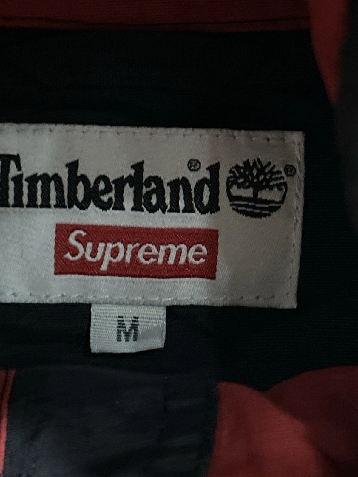 Chaqueta Anorak Supreme Timberland 2021 Ss21 Con Bordado Grande En La Expalda - product detail image 5