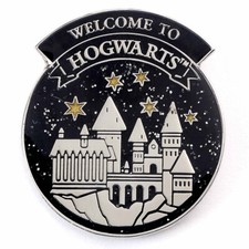 Official Harry Potter Welcome to Hogwarts Pin Badge