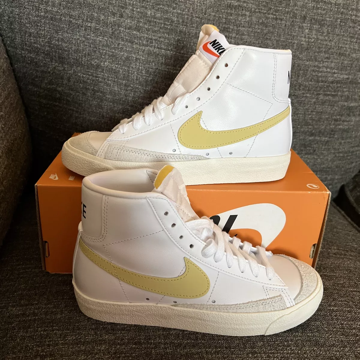 Nike Blazer Mid 77 Vintage White Canvas White Shoes CZ1055 109 Women s Size 5