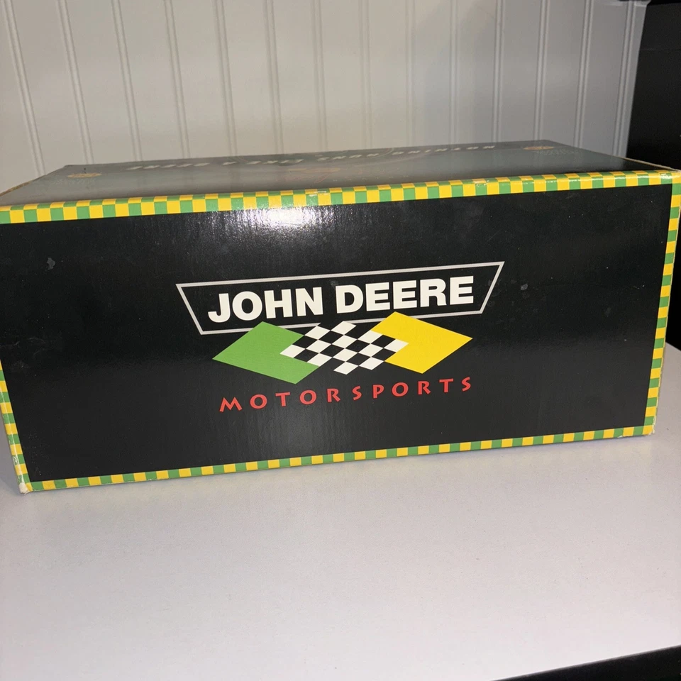 ERTL Precision Diecast John Deere Stock Car escala 1:18 Chad Little 23 NASCAR Foto 2 de 4