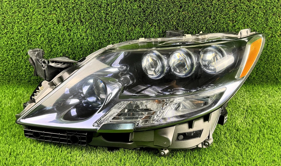 Par de luces de cabeza de triple haz de xenón HID OEM Lexus LS460 LS460L LS600H 2007-2009 Foto 3 de 4