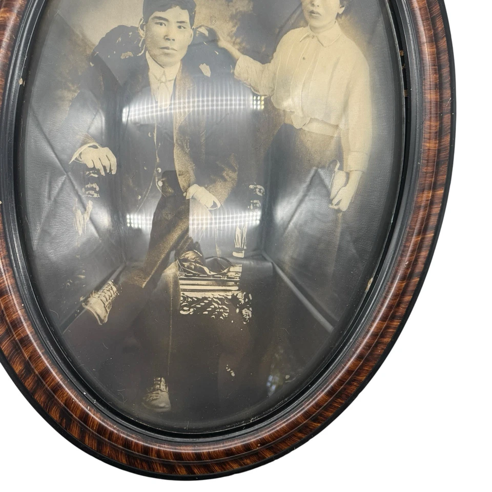 Antique Oval Tiger Stripe Wood Picture Frame Convex Glass 17"x23” Asian Couple - Image 3 of 4
