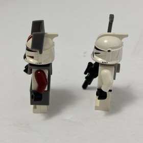 Lego Star Wars 7681 Separatist Spider Droid with Commander Fox Missing Figures