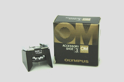 Olympus OM Accessory Shoe 3 Blitzschuh flash hot shoe (13100919)