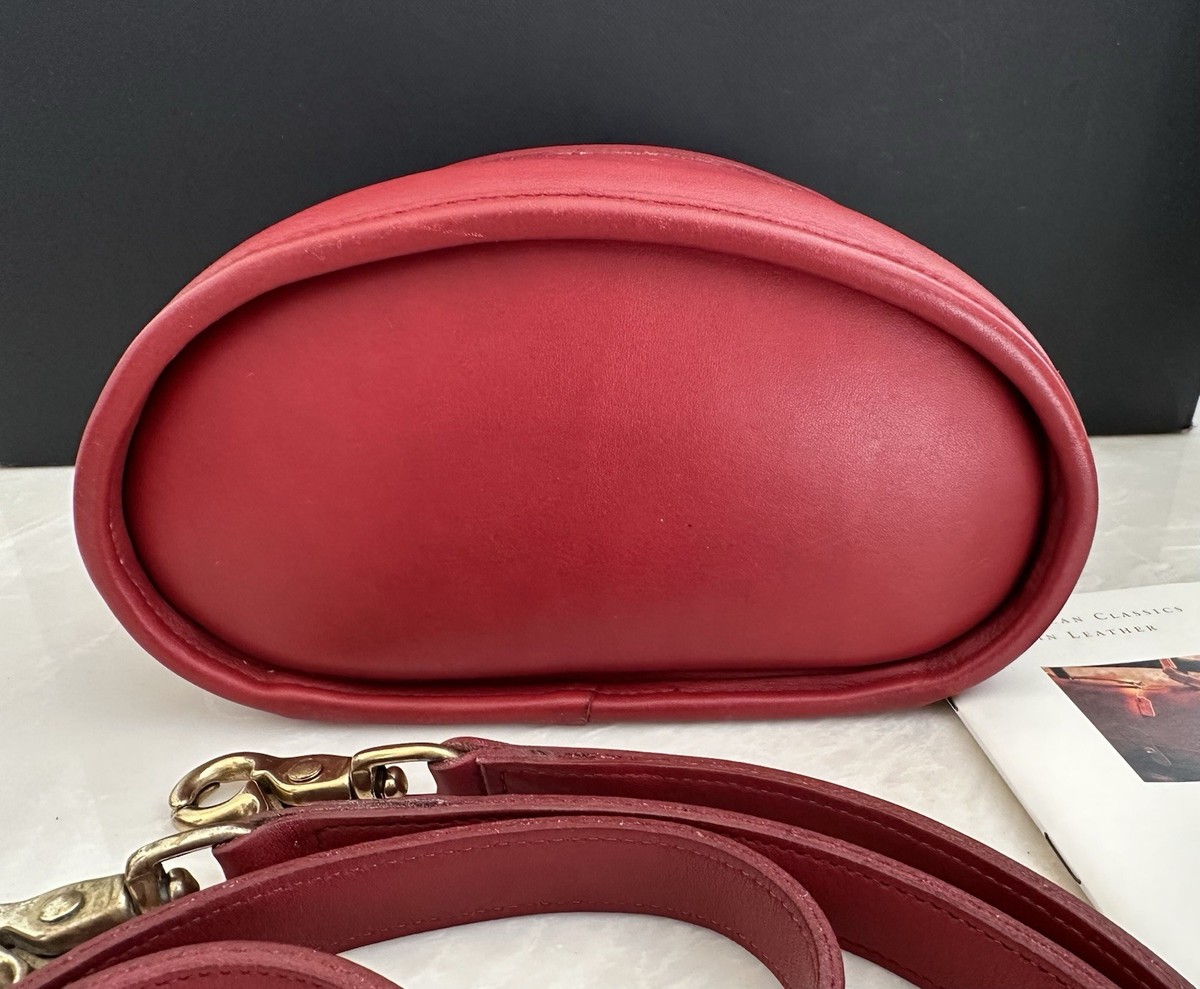 COACH VINTAGE RED TRAIL BAG / TRAIN CASE TOP HANDLE ZIP AROUND BAG