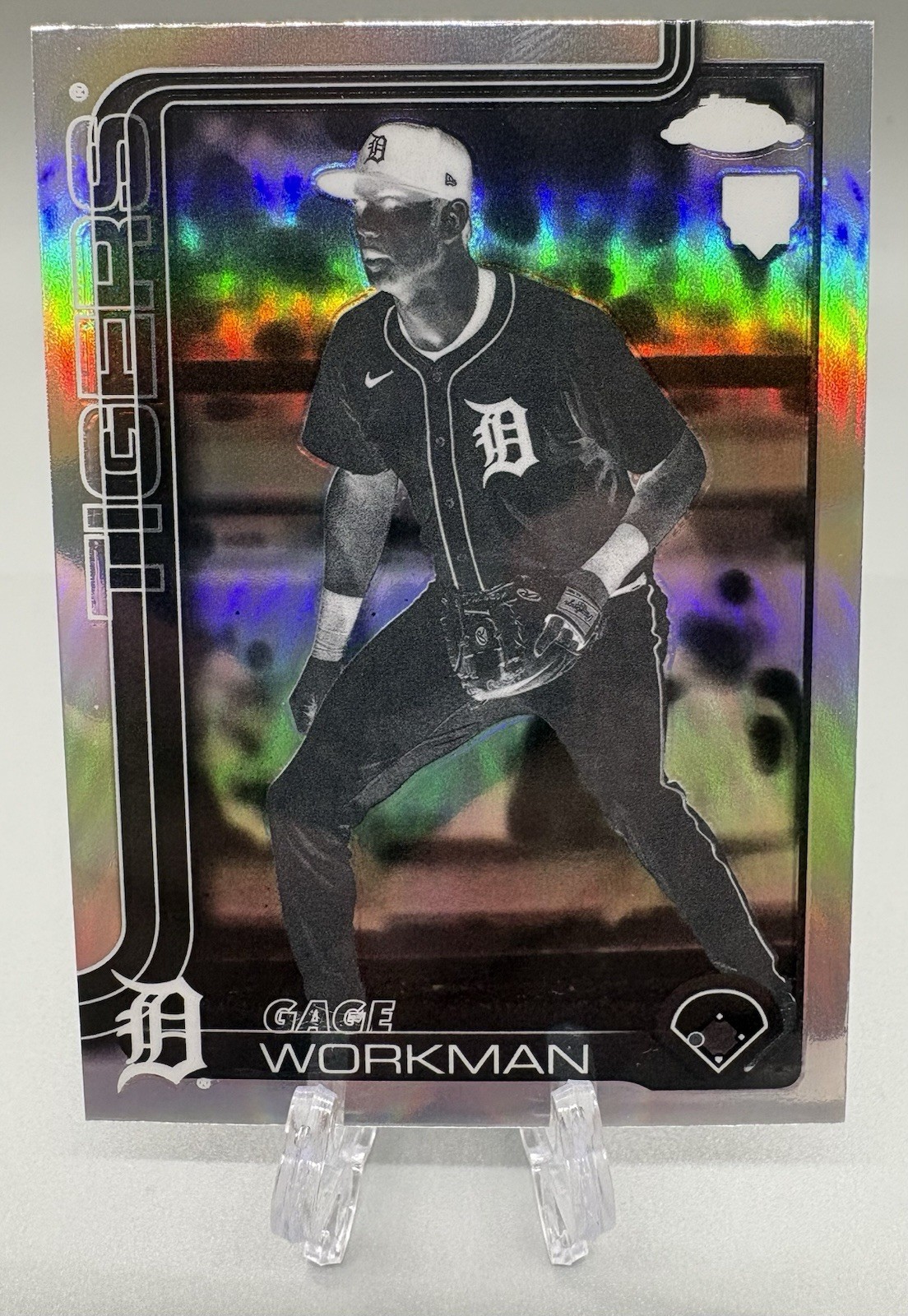 2025 Topps Update Series #US118 Gage Workman Rookie Card - Negative Refractor RC