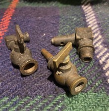 Reclaimed Vintage Small Brass Taps & Junction  3 Items