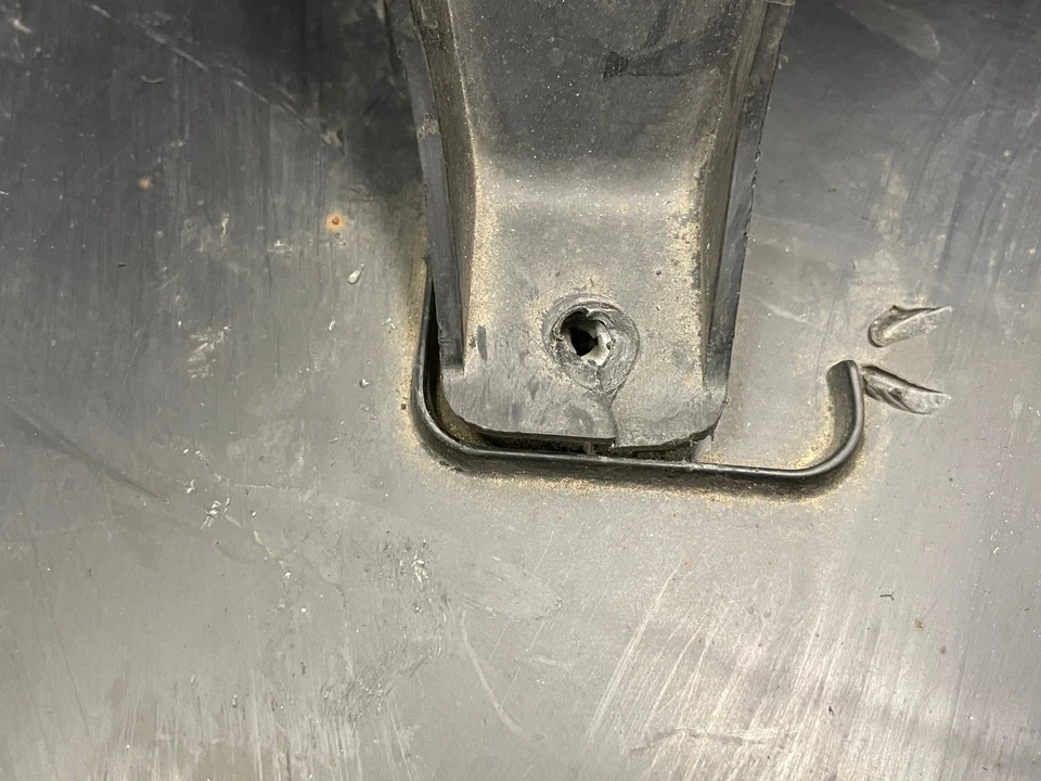 Tubo de conducto de admisión de aire para pasajero delantero derecho Lexus RC350 15 16 17 18 3,5 L 1609 OEM Foto 4 de 4