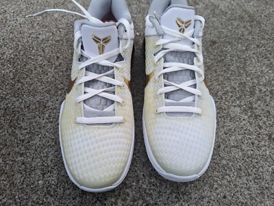 DS NIKE AIR ZOOM KOBE 7 VII WHITE ELITE CARBON FIBER sz 9.5 halo