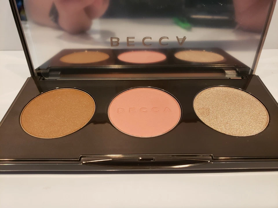 Becca ~ Sunchaser Palette - Bronze, Blush & Highlight - 0.42 Oz - NIB - Image 2 of 3