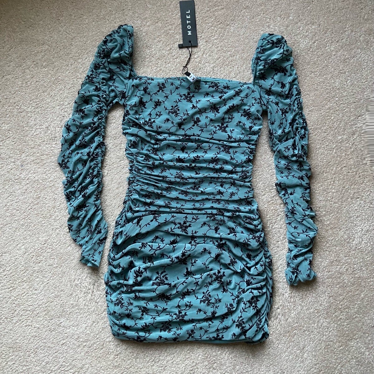 BNWT Motel Rocks Marilla Blue Grey Boho Floral Ruched Bodycon Mini Dress Size M