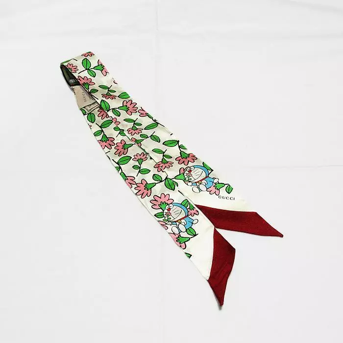 Foulard Gucci Doraemon ruban soie muticolore longu cm marque logo femmes