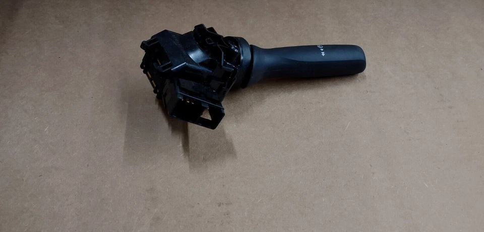 Wells E00221 Windshield Wiper Switch Genuine Replacement Part - Image 2 of 3