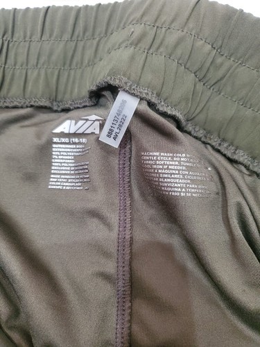 Avia Women’s Activewear Layered Shorts Tagless Elastic Waist Green Size XL 16-18 - Picture 9 of 10
