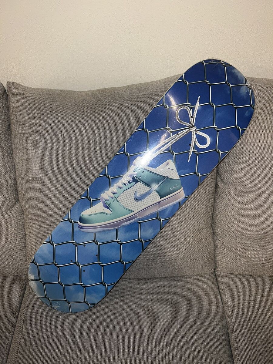 Nike SB x April Skateboards “ April Dunk” Skate Deck Nike SB x April Skateboards “ April Dunk” Skate Deck