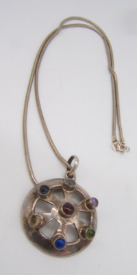STERLING SILVER PENDANT NECKLACE MULTI STONE WELL MADE