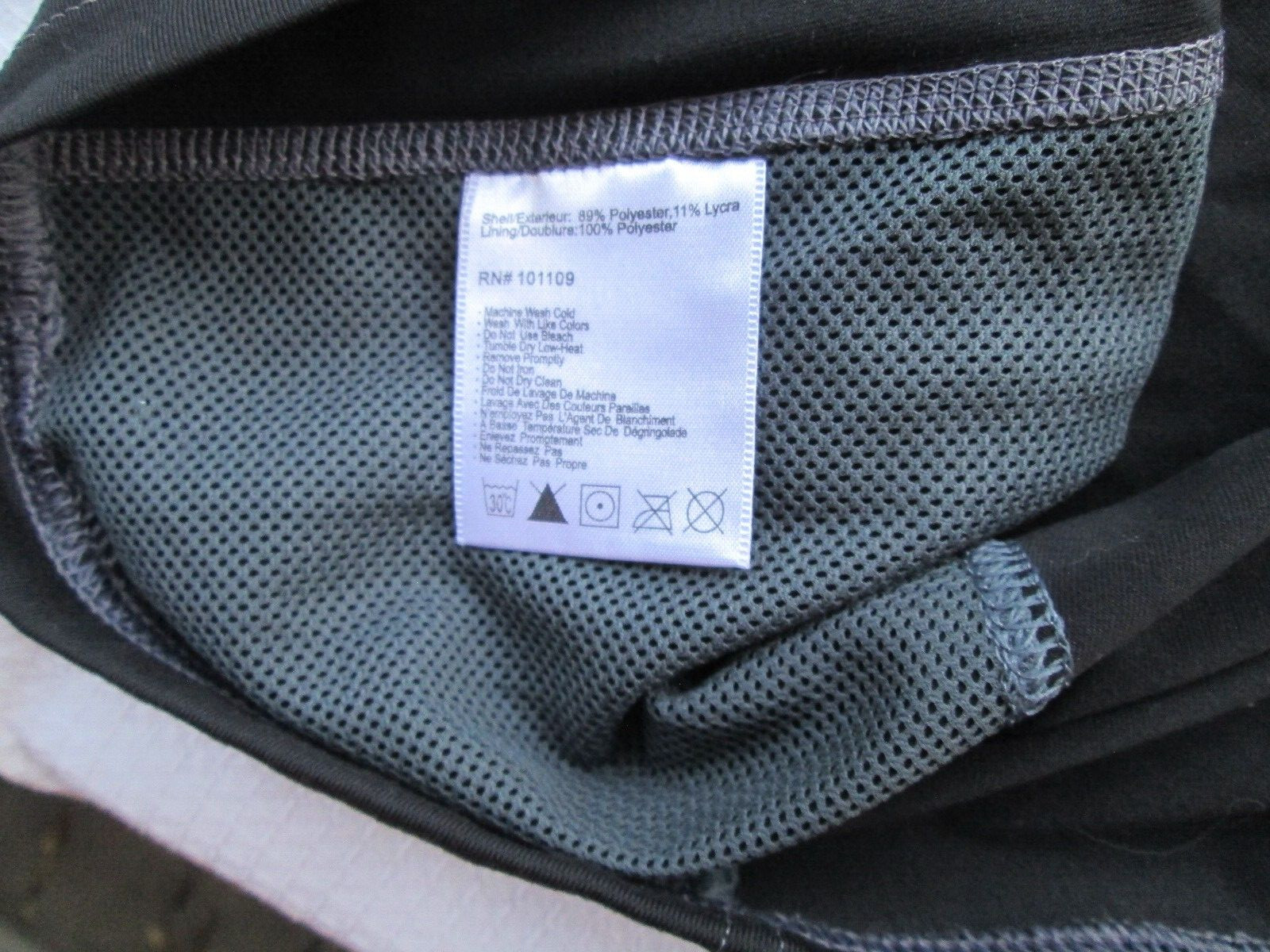 Cloudveil Mountain Works base layer half zip Stre… - image 7