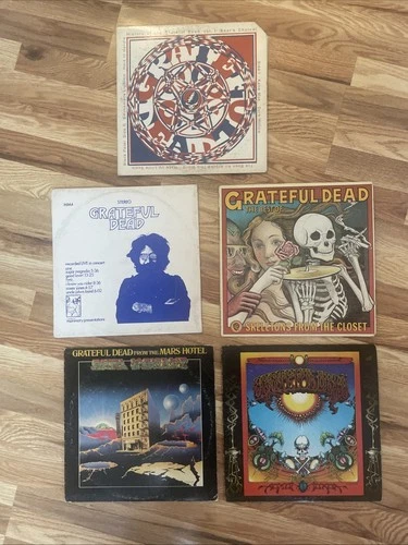 Grateful Dead Recorded Live In Concert Plus Four Grateful Dead Vinyl Lot