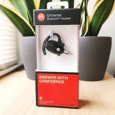 Motorola H720 Over Ear Bluetooth Wireless Headset ****Read Full Description