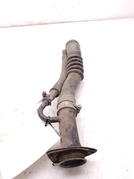 Toyota Pickup Deluxe 1993 2,4 L4x4 cuello de llenado de combustible  Foto 3 de 4