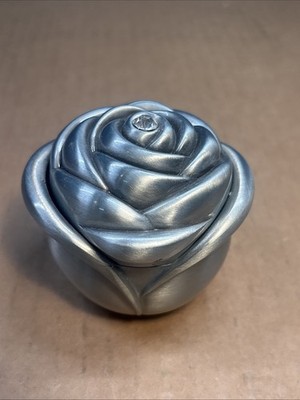 PEWTER METAL ROSE RING PRESENTATION BOX RING HOLDER