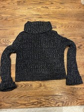 Women  s Free People Black Crop Sweater Size Medium
