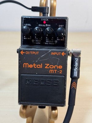 Boss Metal Zone MT-2 - Analog Distortion - Guitar Effects Pedal - Cool!