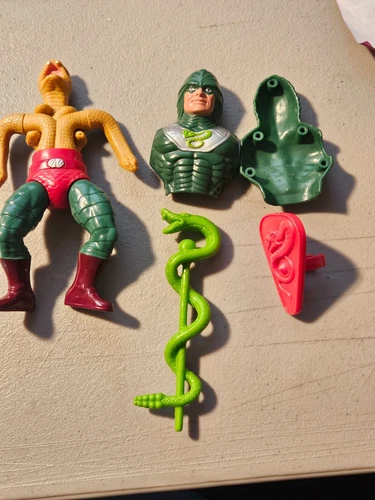 VINTAGE 1986 HE-MAN MOTU MASTERS OF THE UNIVERSE KING HISS FIGURE +SHIELD SEPTOR