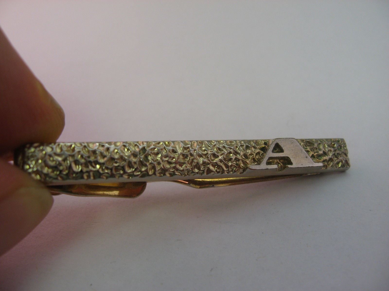 Great Bumpy Texture "A" A Initial Gold Tone Vinta… - image 2