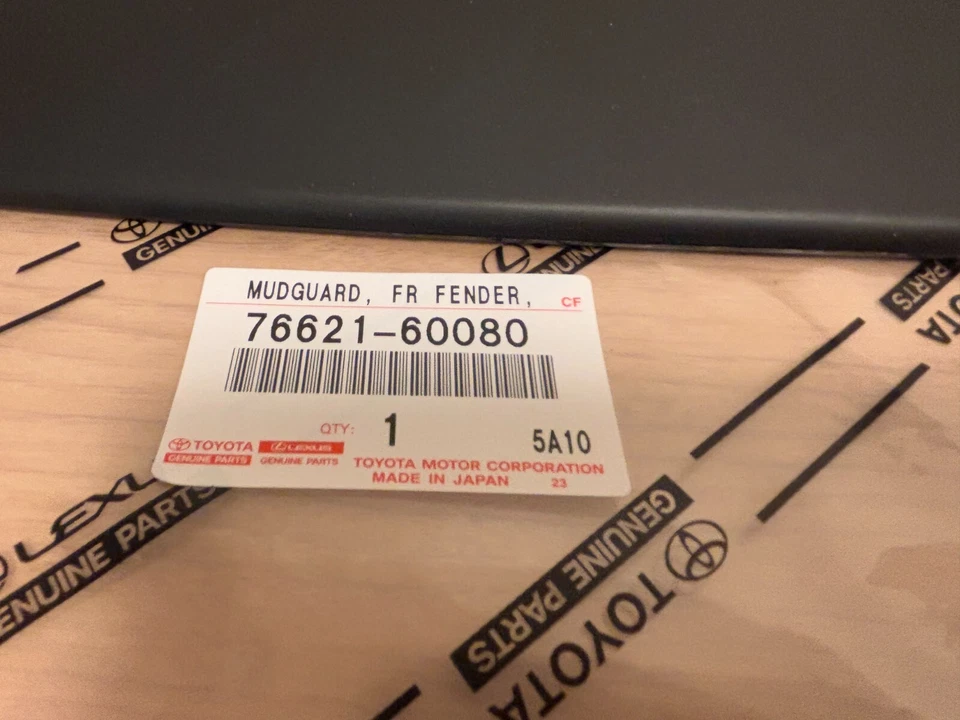 Lexus Genuine LX470 Toyota Land Cruiser 98-07 Front Mud Guard Flap Pair OEM JDM - Изображение 2 из 4