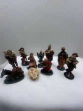 Vintage Christmas Mini 10 Piece Porcelain Nativity Set Handpainted Mary Jesus