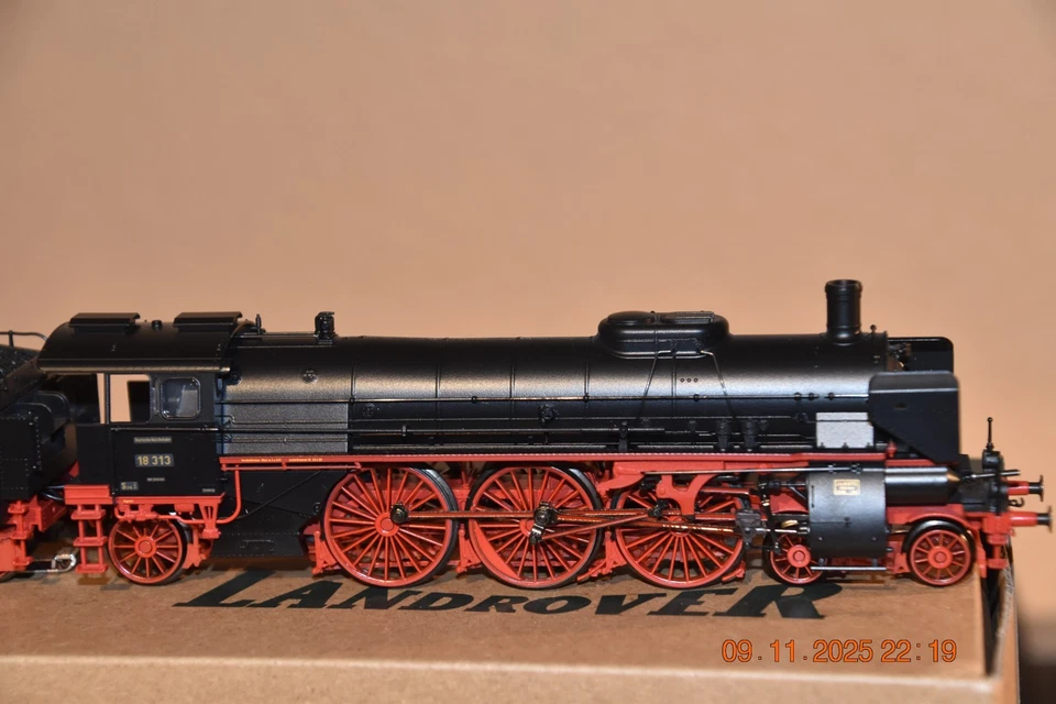 Märklin H0 39024 Dampflok BR 18.3 DRG Ep.ll Digt mfx Sound - Bild 4 von 4