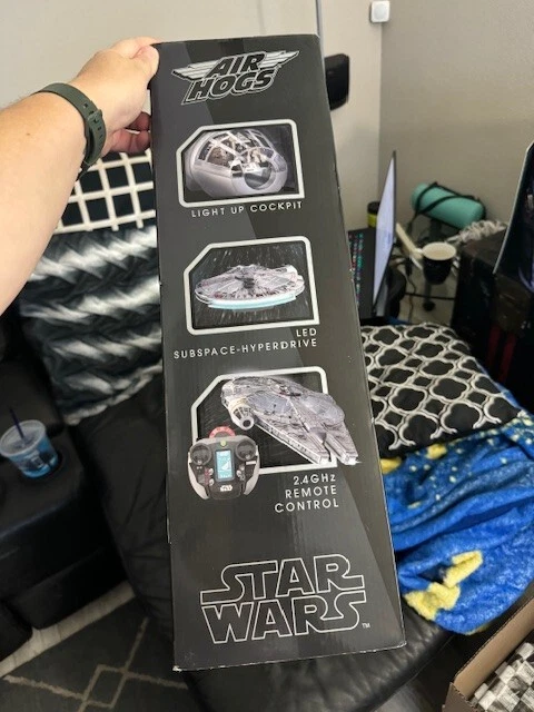 Star Wars Drone RC Millennium Falcon XL Flying Drone 2.4GHz Air Hogs, In Box New - Image 3 of 4