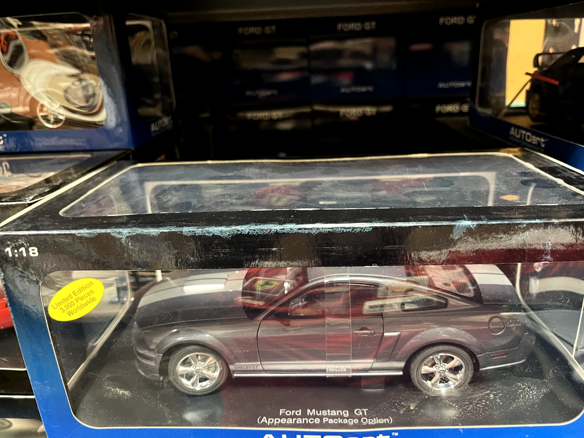 1/18 オートアート フォード マスタング GT クーペ 2007 AUTOart 1:18 Scale Ford Mustang Gt Coupe 2007 (Appearance Package