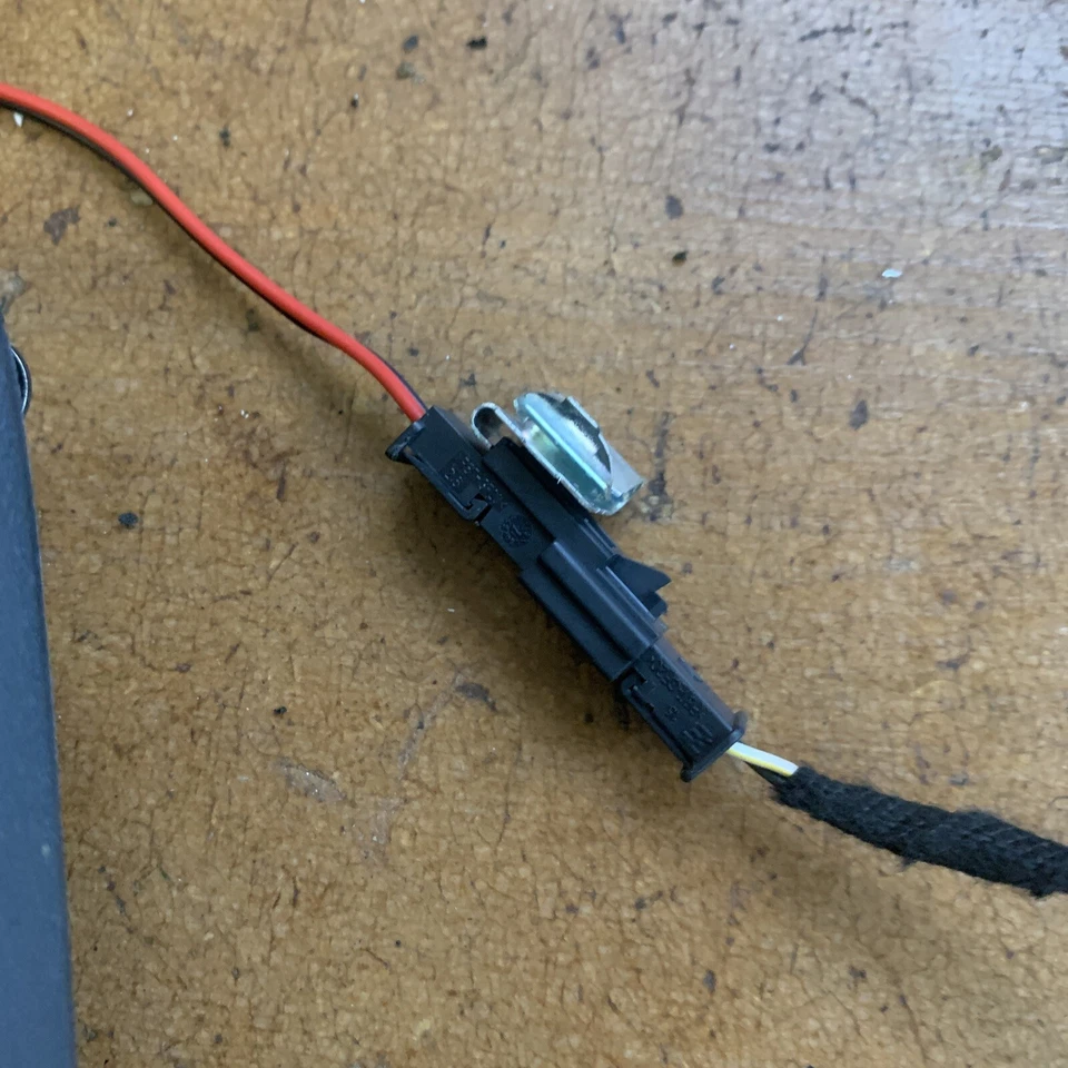 Manija de puerta interior delantera izquierda cromada Silverado Sierra 15-19 23142287 13590556 Foto 4 de 4