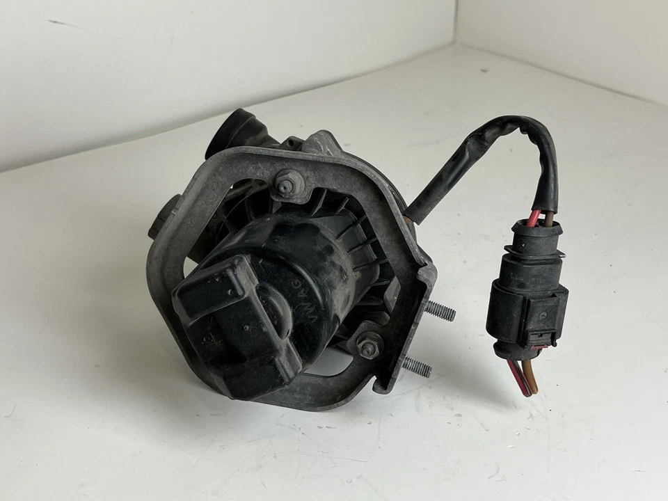 Volkswagen Passat 2017 bomba de aire secundaria OEM  Foto 3 de 4