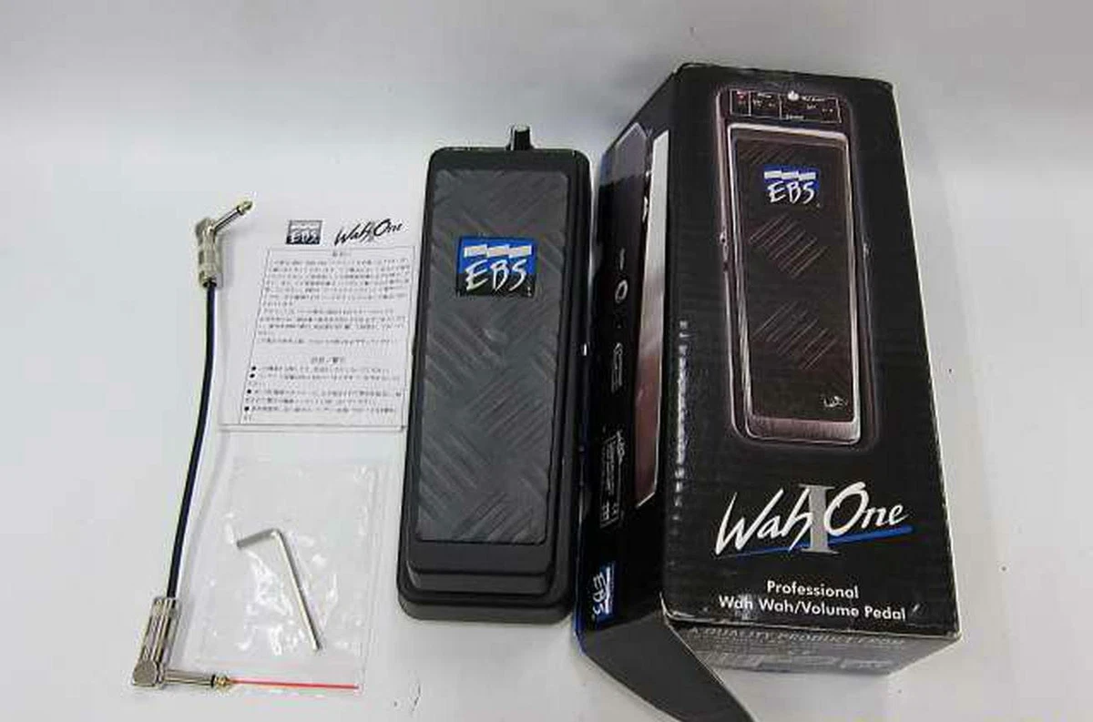 EBS Wah One & EBS CARRYON PEDAL BAG