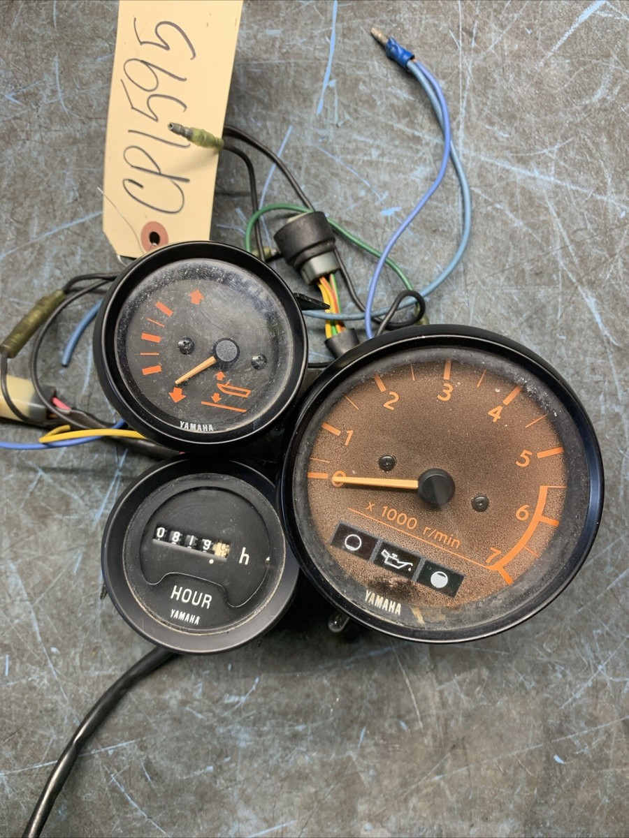 CP1595 YAMAHA MARINE PRO TACH GAUGE ASSY, OIL ALARM, TACHOMETER