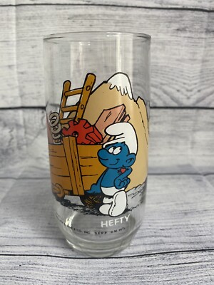 Hardee's Hefty Smurf Drinking Glass 1982 Peyo Wallace Berrie & Co 6''