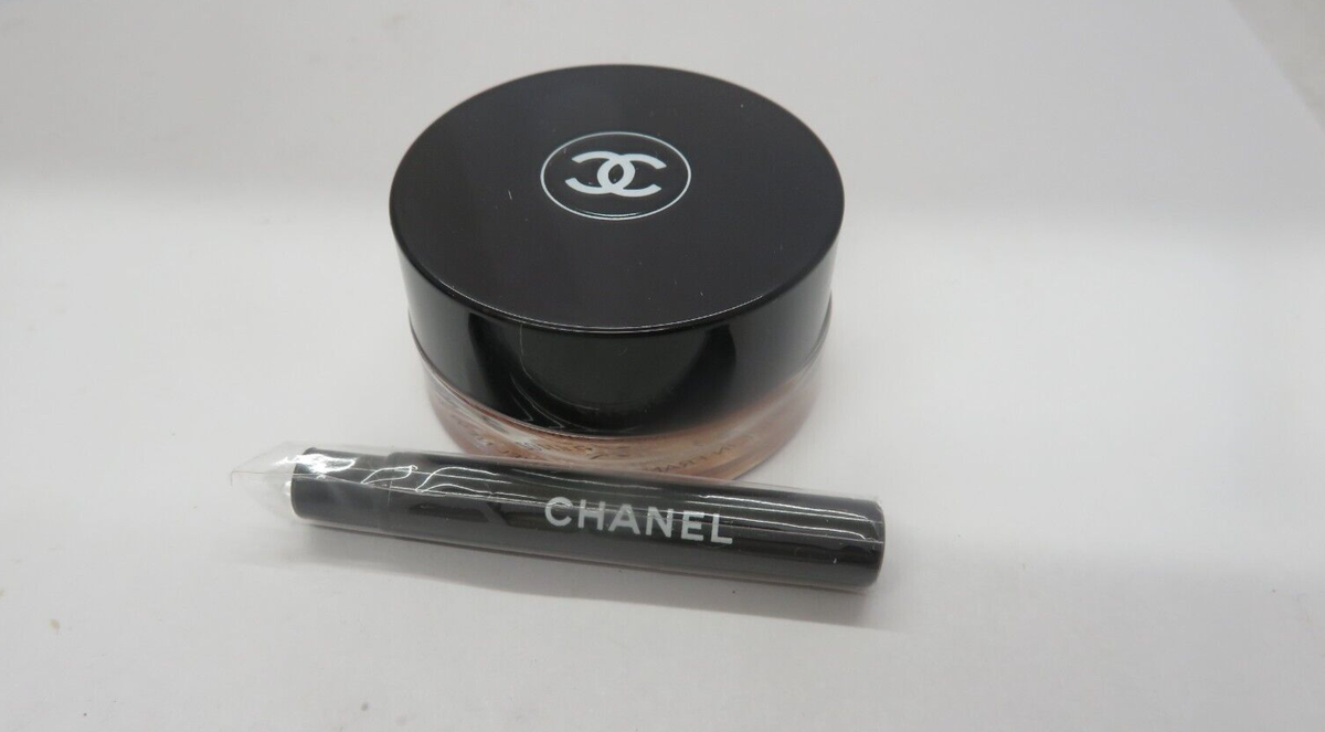 ✨CHANEL✨POUDRE LUMIÈRE28グラム新品未使用品✨ LUMIÈRE DE L'OCÉAN Illuminating powder Lumière de l'océan
