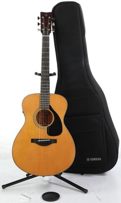 Yamaha Red Label FSX3 Acoustic-Electric Guitar with Gigbag - Natural
