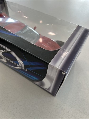 2001 Red Chevrolet Corvette Z06 special edition Maisto 1:18 scale - Picture 8 of 14